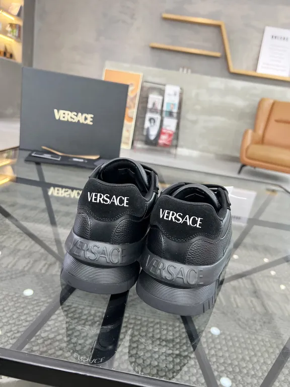 Versace Shoe 